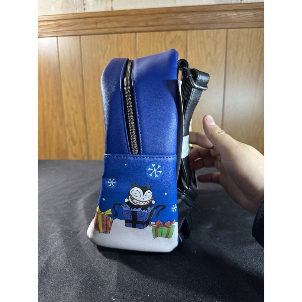 Nightmare Before Christmas LOUNGEFLY mini backpack NWT - Picture 2 of 5